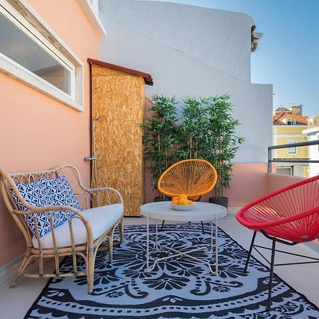 Lovelystay - Sunny 1Bdr Apartment W/Terrace Lisboa Eksteriør billede