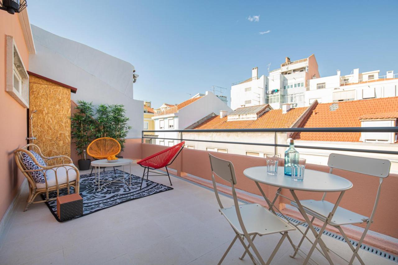 Lovelystay - Sunny 1Bdr Apartment W/Terrace Lisboa Eksteriør billede
