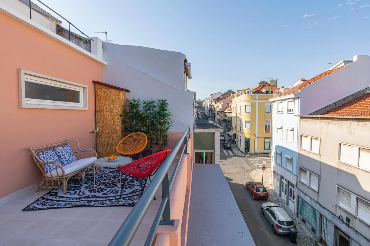 Lovelystay - Sunny 1Bdr Apartment W/Terrace Lisboa Eksteriør billede